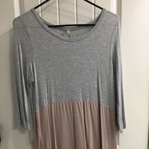 Two toned, block top.